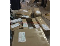 元旦節(jié)前很忙 柯尼卡美能達(dá)復(fù)印機耗材配件昨天打包到7點半才全部打包完